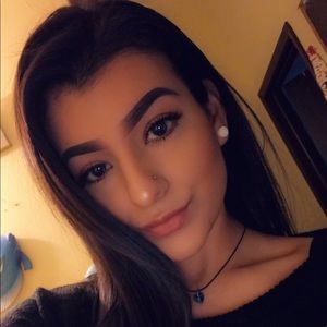 Meet your Posher, Magdalena